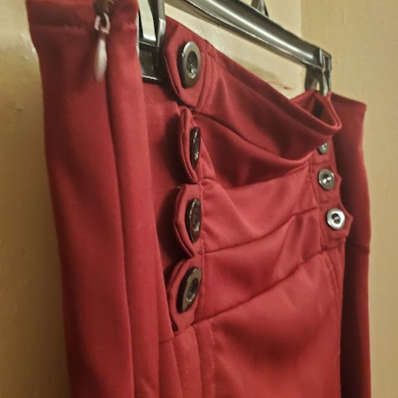 Maroon Hi Low Skirt with Drawstring Rouching - Picture 4 of 6